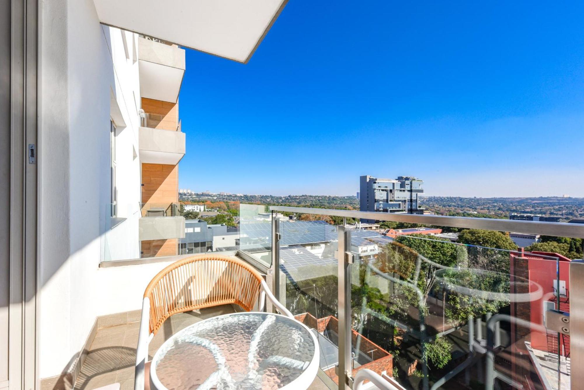 The Tyrwhitt Rosebank Apartments (Adults Only) Johannesburg Esterno foto