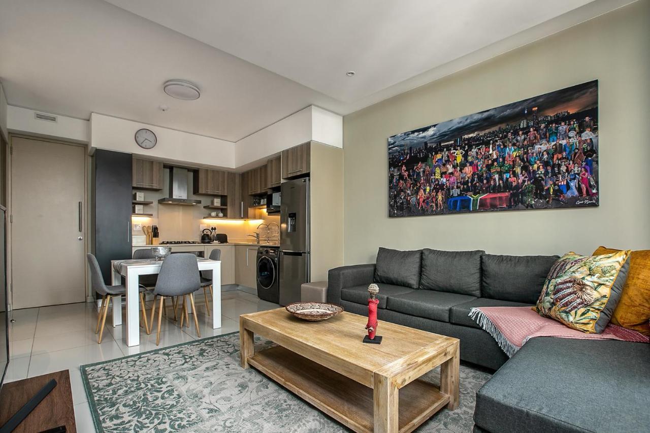The Tyrwhitt Rosebank Apartments (Adults Only) Johannesburg Esterno foto
